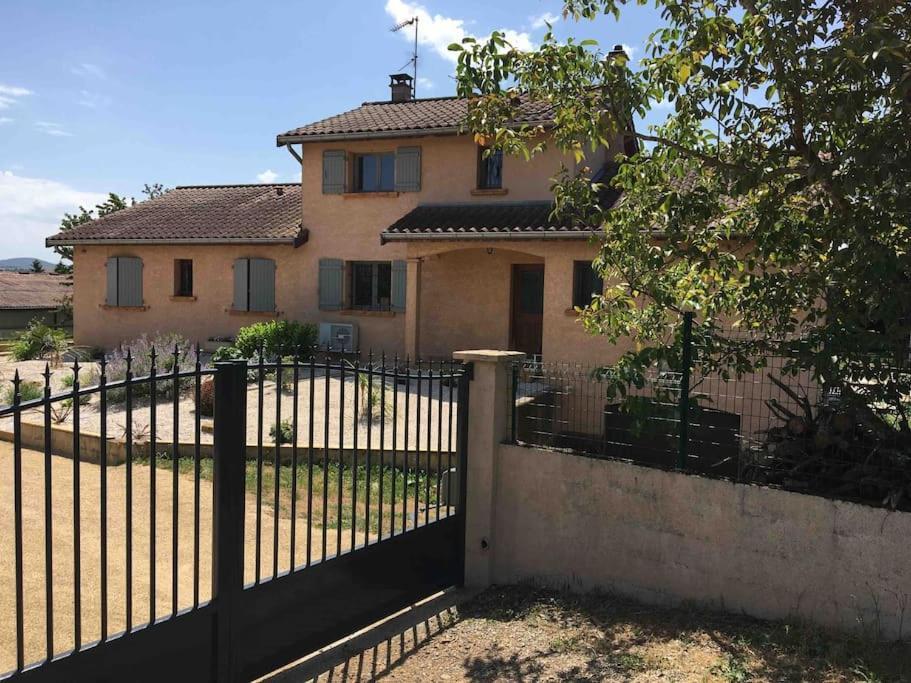 Appartement 55M2 En Beaujolais & Enedis A 15 Min Saint-Germain-Nuelles Εξωτερικό φωτογραφία